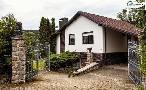 Prodej domu 180 m² s pozemkem 1 895 m², U Hřiště, Oloví, okres Sokolov