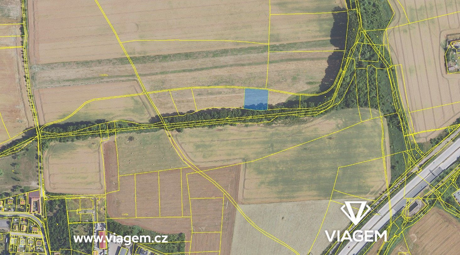 Prodej pole 2 907 m²
