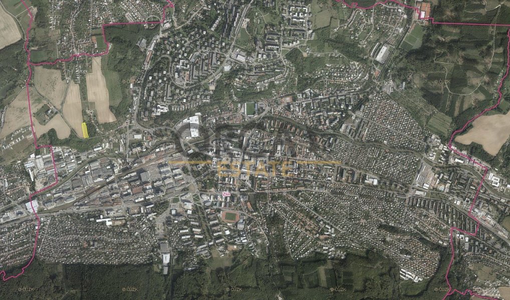Prodej pole 3 758 m², Zlín – náhled fotky 2