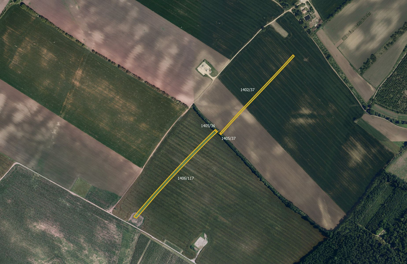 Prodej pole 7 861 m²
