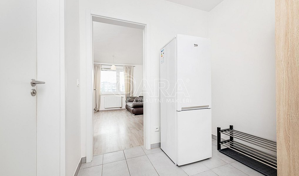Prodej bytu 1+kk 33 m², Praha – náhled fotky 17