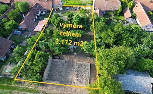 Prodej stavebního pozemku 2 172 m², Plumlov - Soběsuky, okres Prostějov