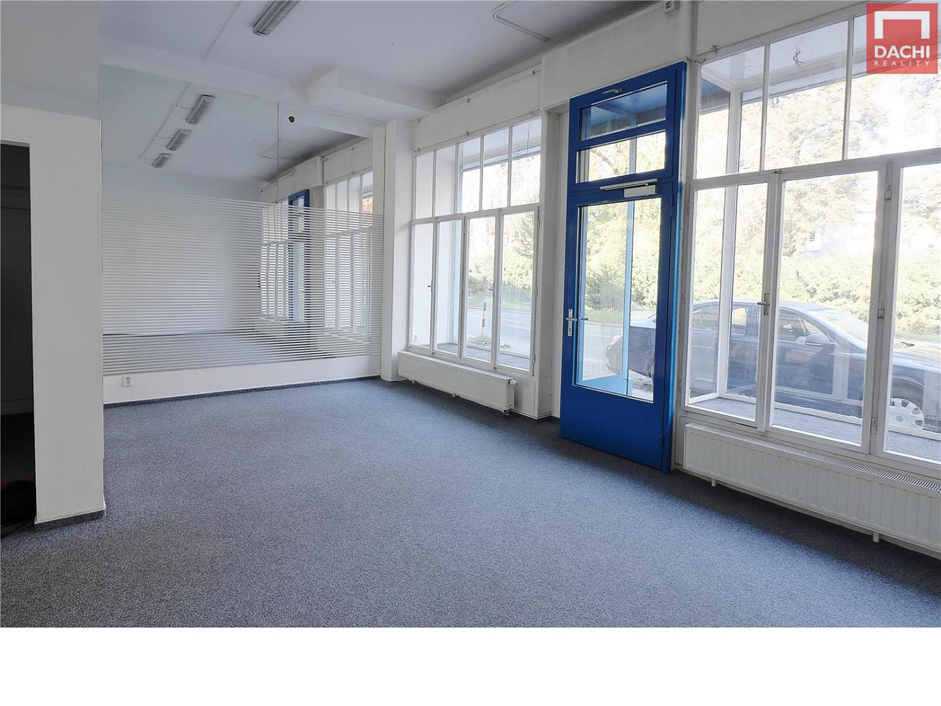 Pronájem obchodních prostor 37 m²