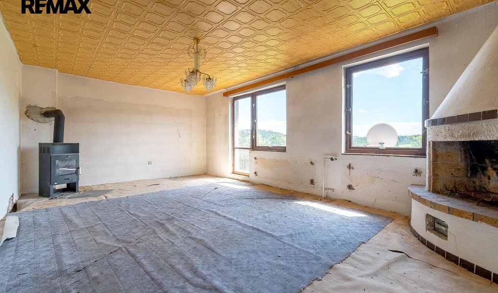Prodej domu 280 m² s pozemkem 1 956 m², Čermná – náhled fotky 2