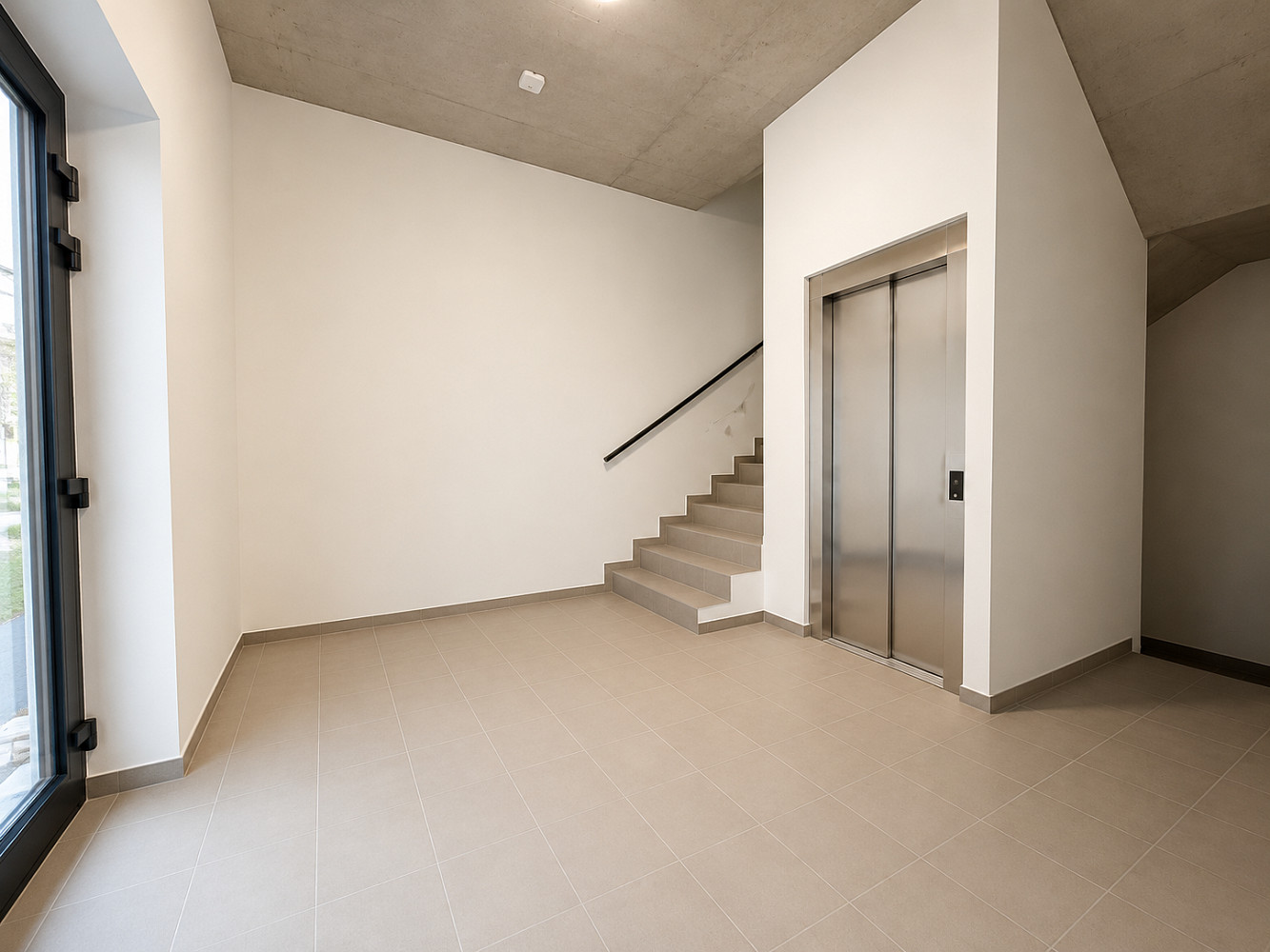 Pronájem bytu 1+kk 43 m² — photo 3