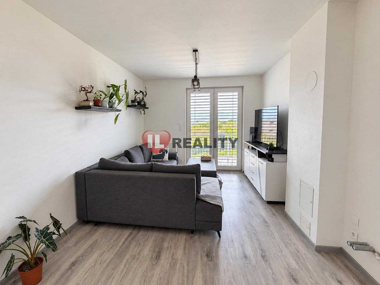 Prodej bytu 2+kk 48 m² – fotografie 2
