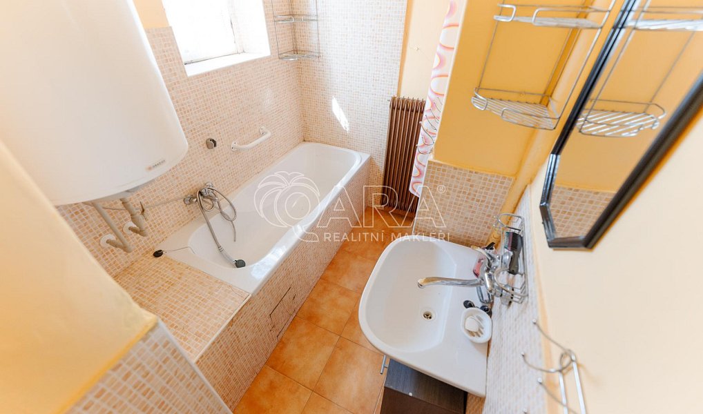 Prodej domu 238 m² s pozemkem 791 m², Praha – náhled fotky 4