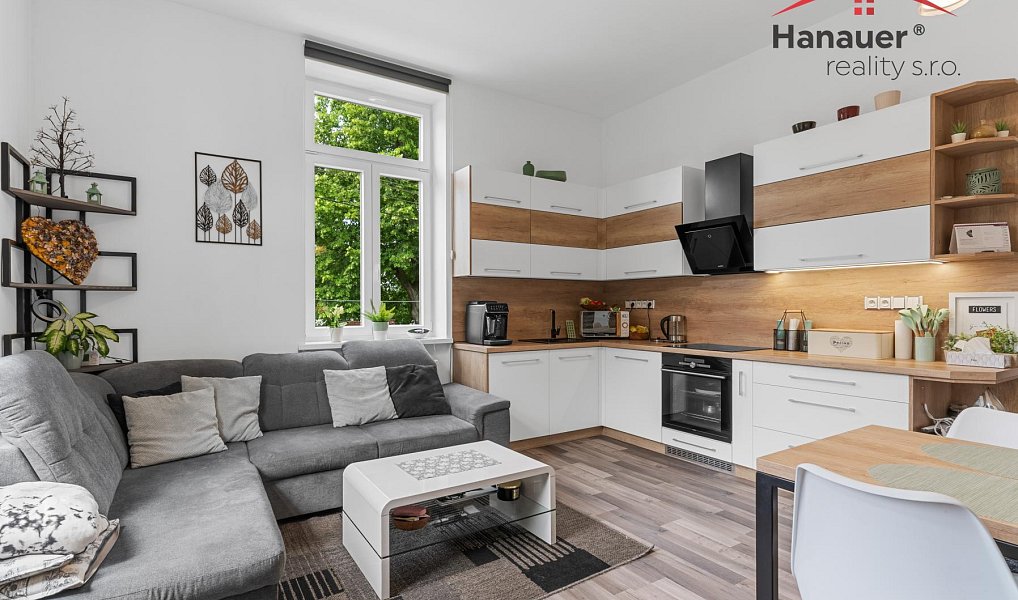 Prodej domu 320 m² s pozemkem 3 345 m², Česká Kamenice – náhled fotky 16