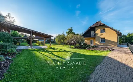 Pronájem domu 180 m² s pozemkem 1 254 m², Na Krásnici, Kunice - Vidovice, okres Praha-východ