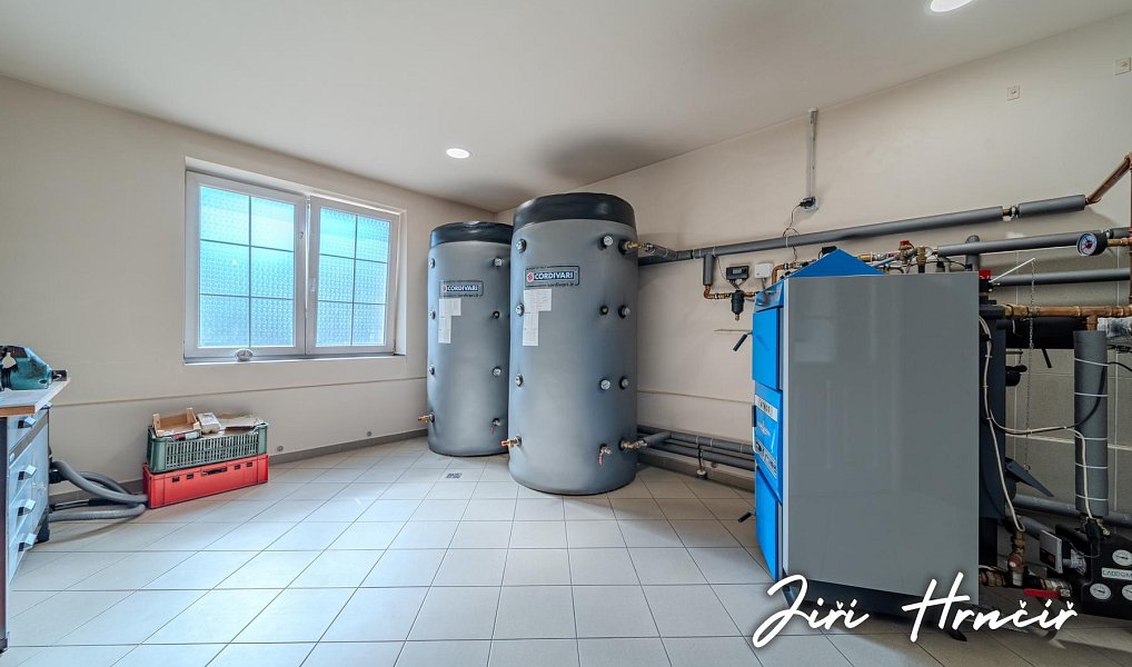 Prodej domu 197 m² s pozemkem 1 935 m², Dýšina – náhled fotky 30