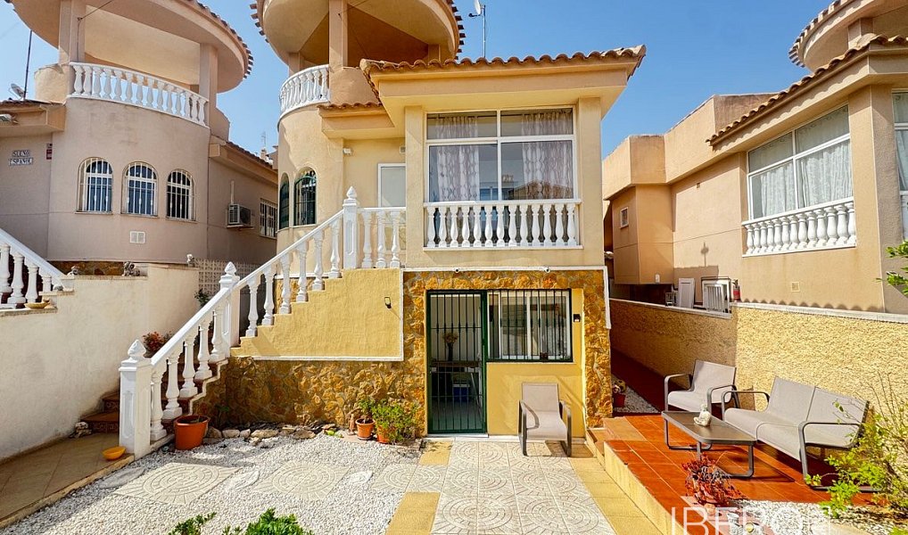 Prodej rodinného domu, 120 m², Villamartin