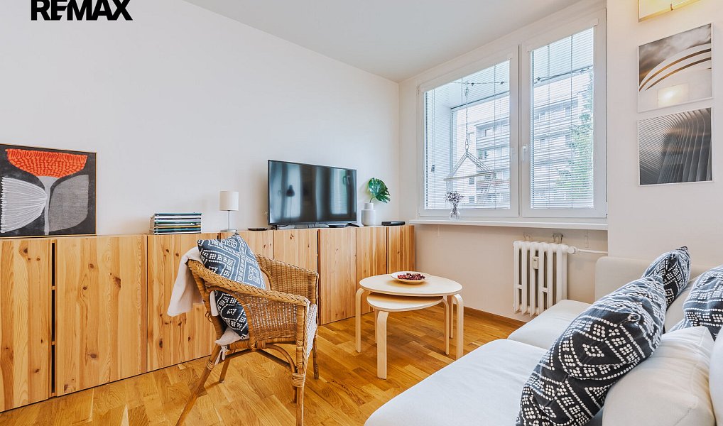 Pronájem bytu 1+kk 35 m², Praha – náhled fotky 6