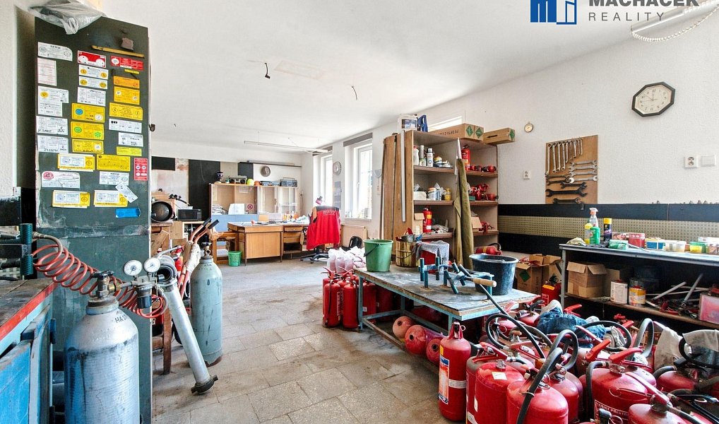 Prodej domu 350 m² s pozemkem 207 m², Dubí – náhled fotky 59