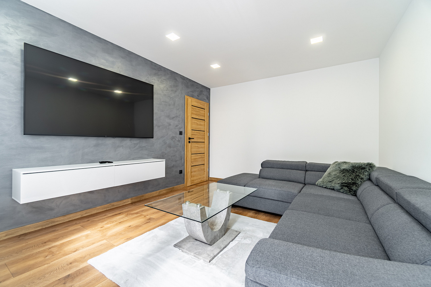 Pronájem bytu 2+1 54 m² – pohled 5