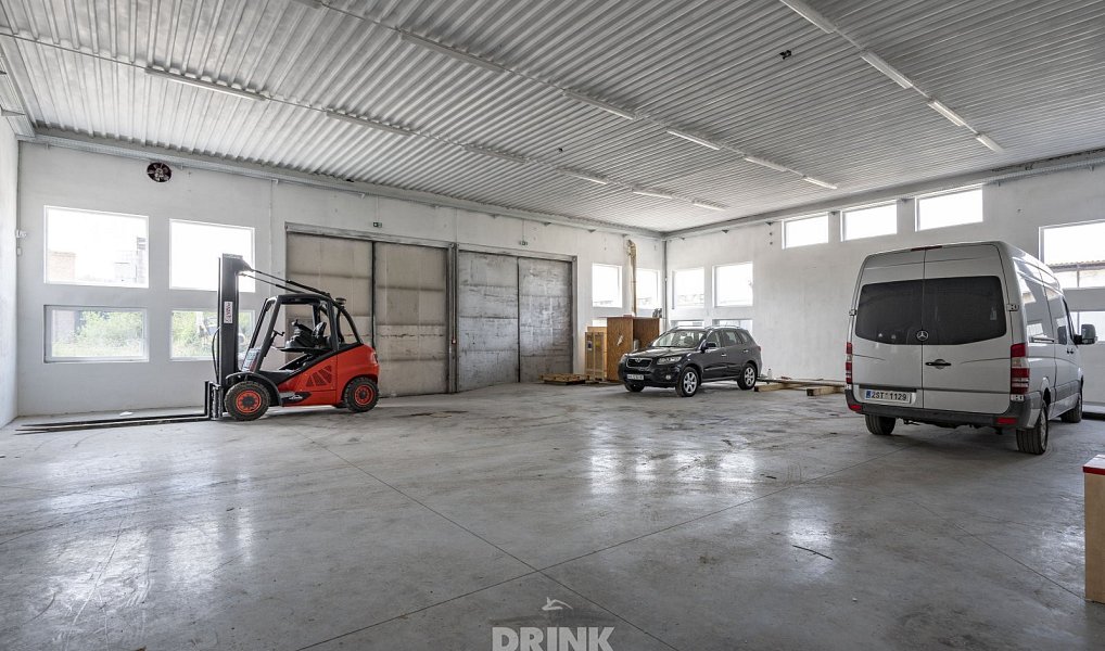 Prodej skladovacích prostor 1 580 m², Doksy – náhled fotky 14