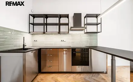 Pronájem bytu 1+kk 45 m², Holandská, Praha 10 - Vršovice