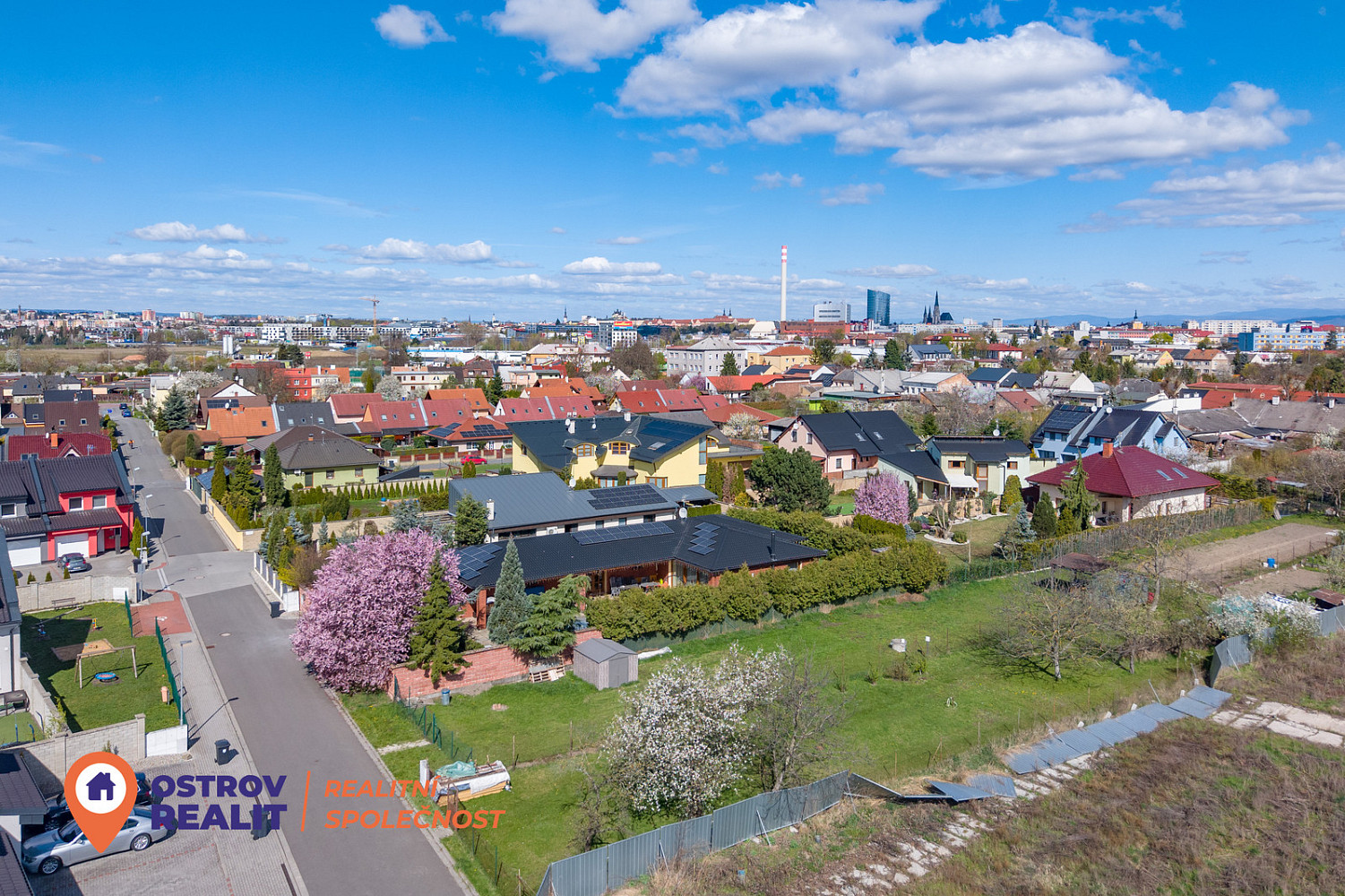 Prodej stavebního pozemku 750 m² – pohled 3
