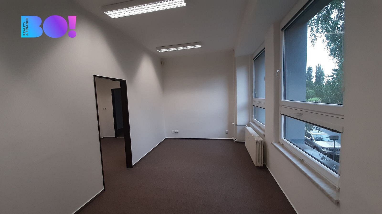 Pronájem kanceláře 820 m² – fotografie 3