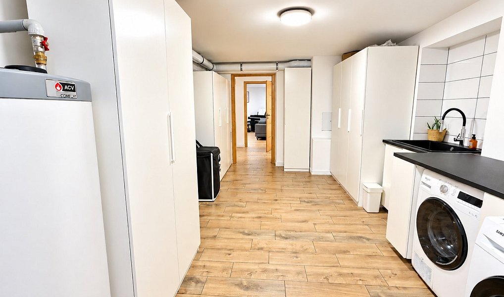 Prodej domu 330 m² s pozemkem 2 279 m², Kojetice – náhled fotky 36
