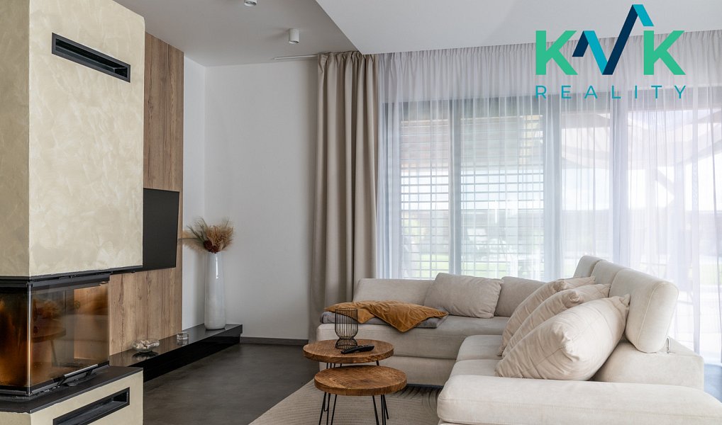 Prodej domu 228 m² s pozemkem 1 069 m², Hájek – náhled fotky 5