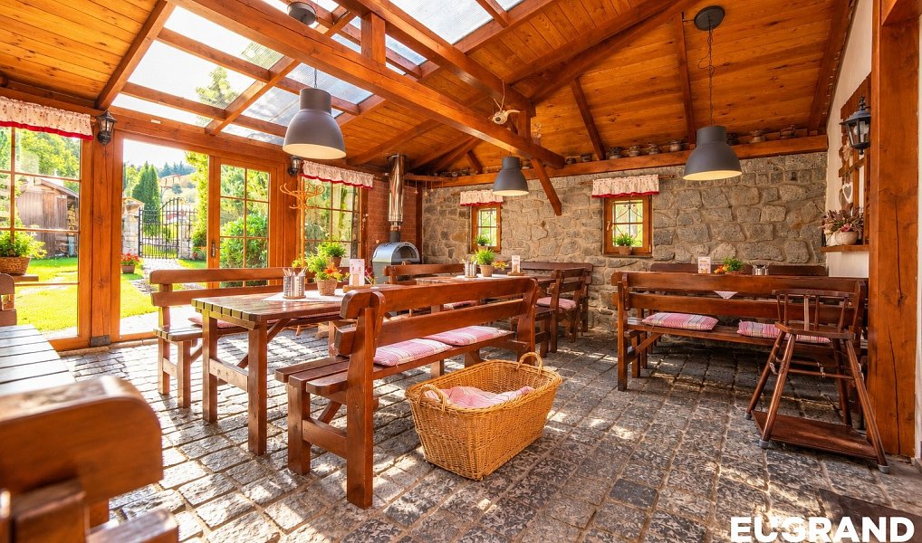 Prodej domu 341 m² s pozemkem 263 m², Šluknov – náhled fotky 12