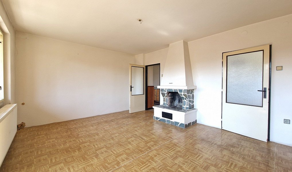 Prodej domu 300 m² s pozemkem 2 907 m², Hostomice – náhled fotky 16