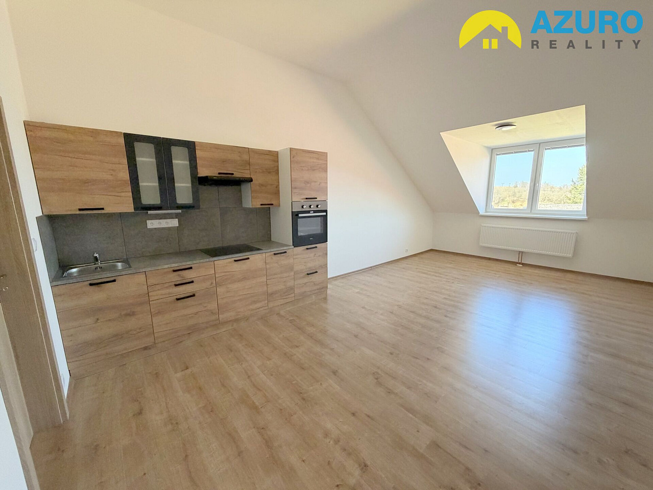 Pronájem bytu 1+kk 36 m²