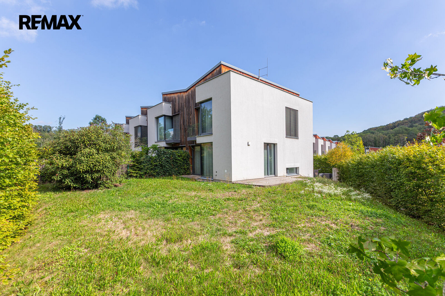 Pronájem domu 179 m² s pozemkem 435 m² – fotografie 4