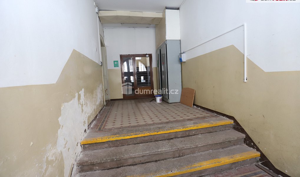 Prodej nájemního domu, činžáku 1 000 m², Kraslice – náhled fotky 22