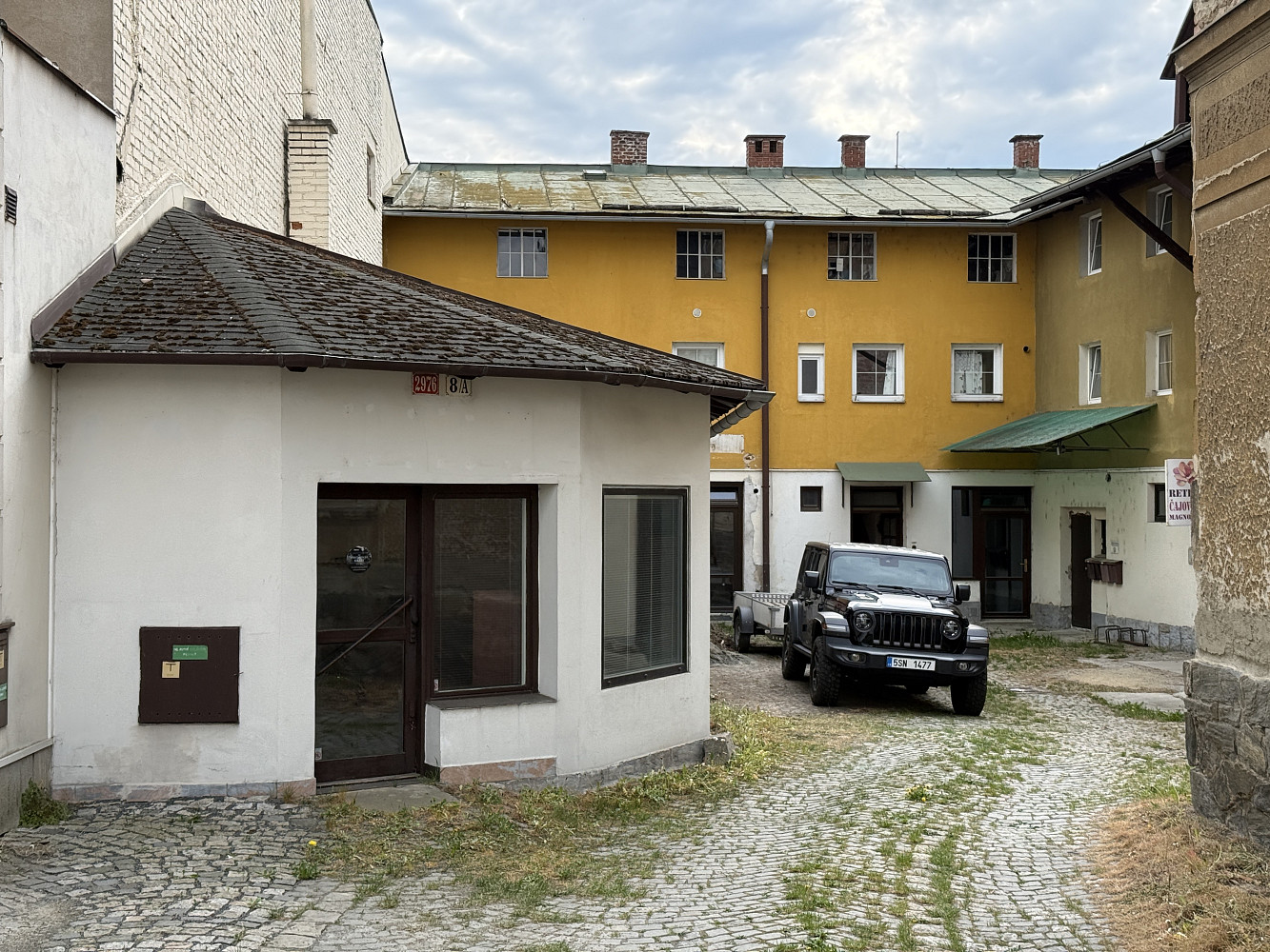 Prodej nájemního domu, činžáku 500 m² — photo 3