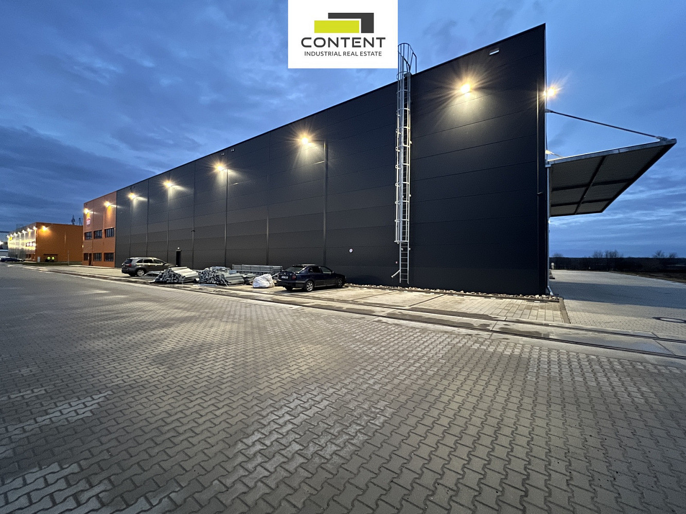 Pronájem skladovacích prostor 1 331 m² – fotografie 4