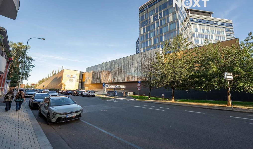 Pronájem bytu 2+kk 54 m², Praha – náhled fotky 22