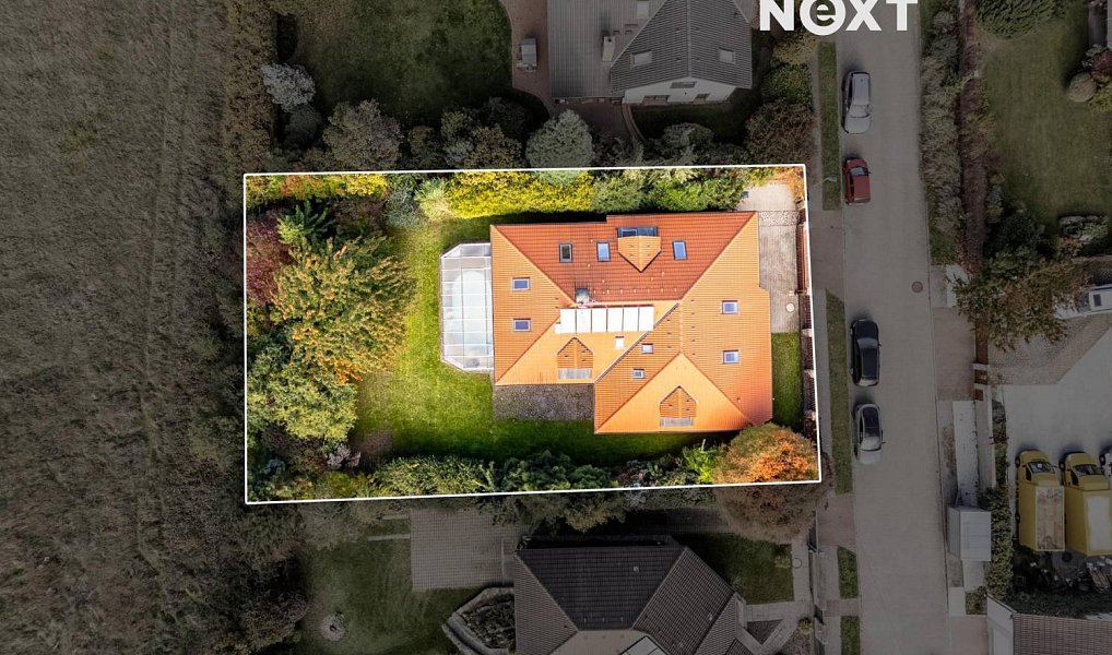 Prodej domu 337 m² s pozemkem 915 m², Praha – náhled fotky 31