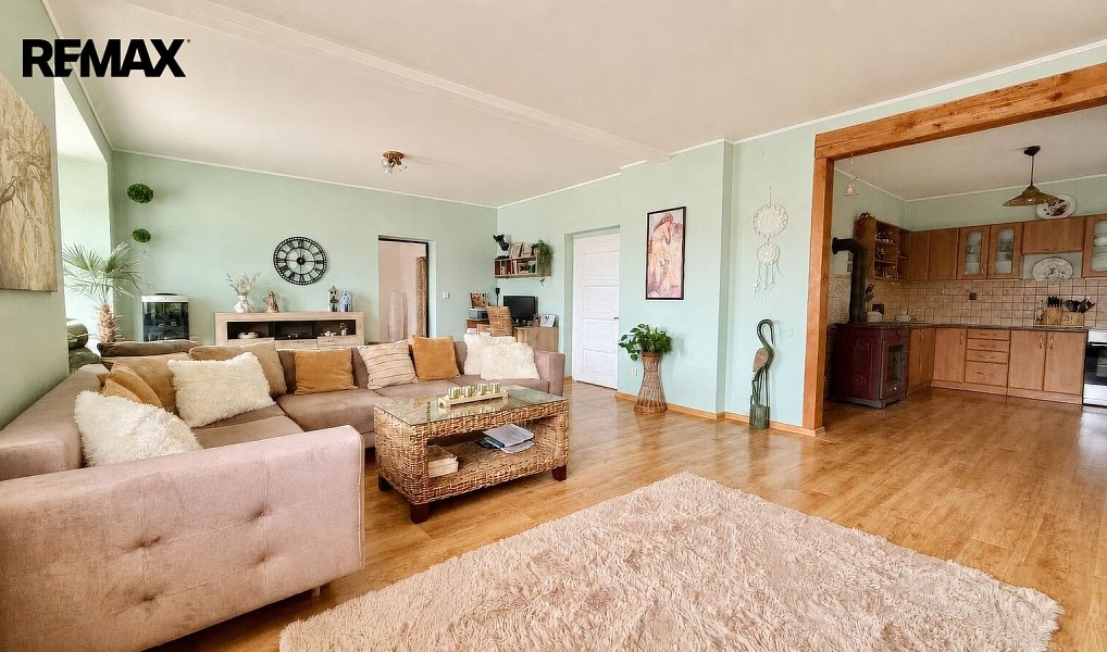 Prodej domu 129 m² s pozemkem 882 m², Pohled – náhled fotky 3