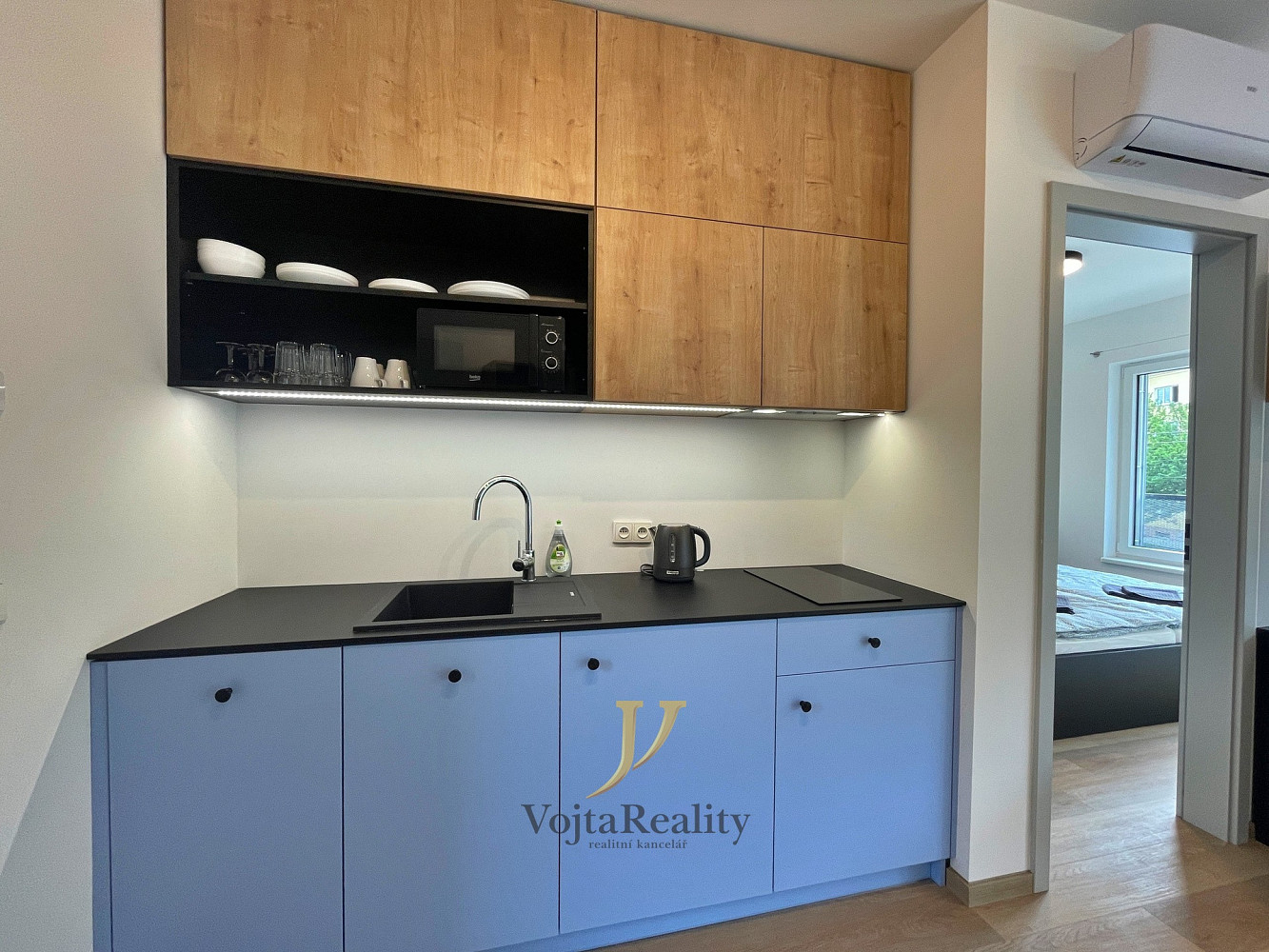 Pronájem bytu 2+kk 43 m² – fotografie 2