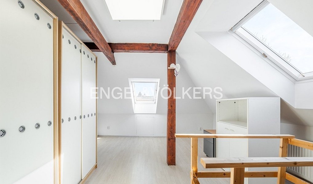 Pronájem domu 130 m² s pozemkem 250 m², Praha – náhled fotky 7