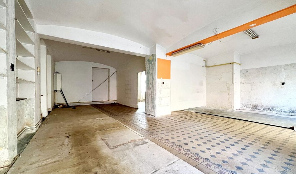 Prodej domu 170 m² s pozemkem 405 m², Hrob – náhled fotky 16