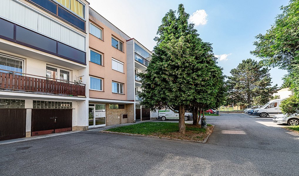 Prodej bytu 4+kk 75 m², Benešov – náhled fotky 27