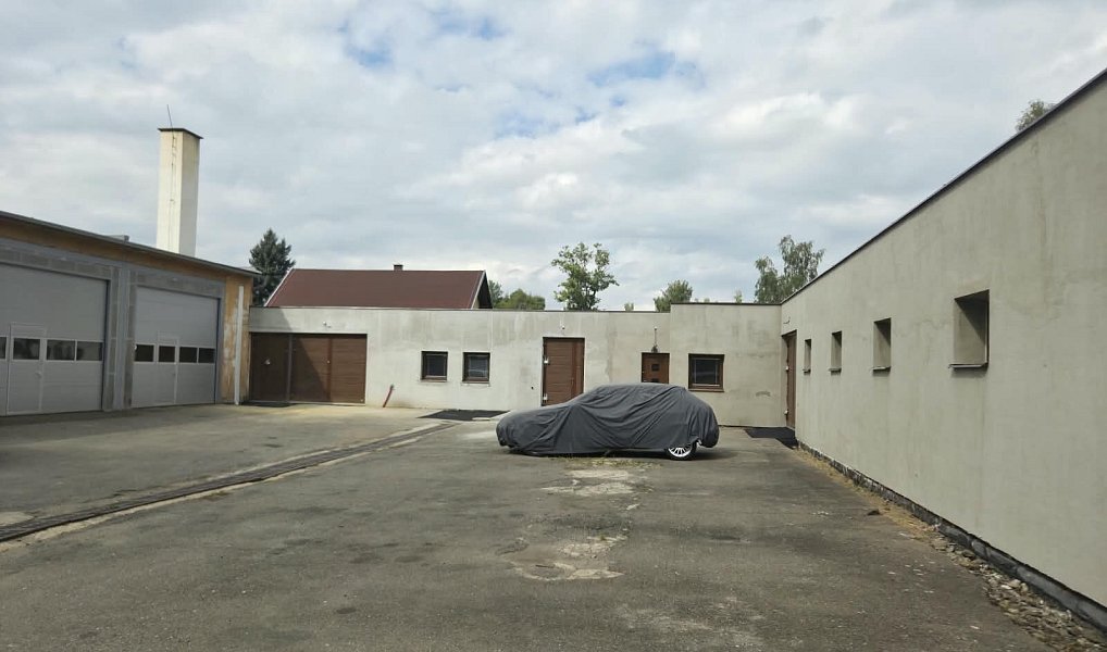 Pronájem obchodních prostor 270 m², Liberec – fotka 1 z 13