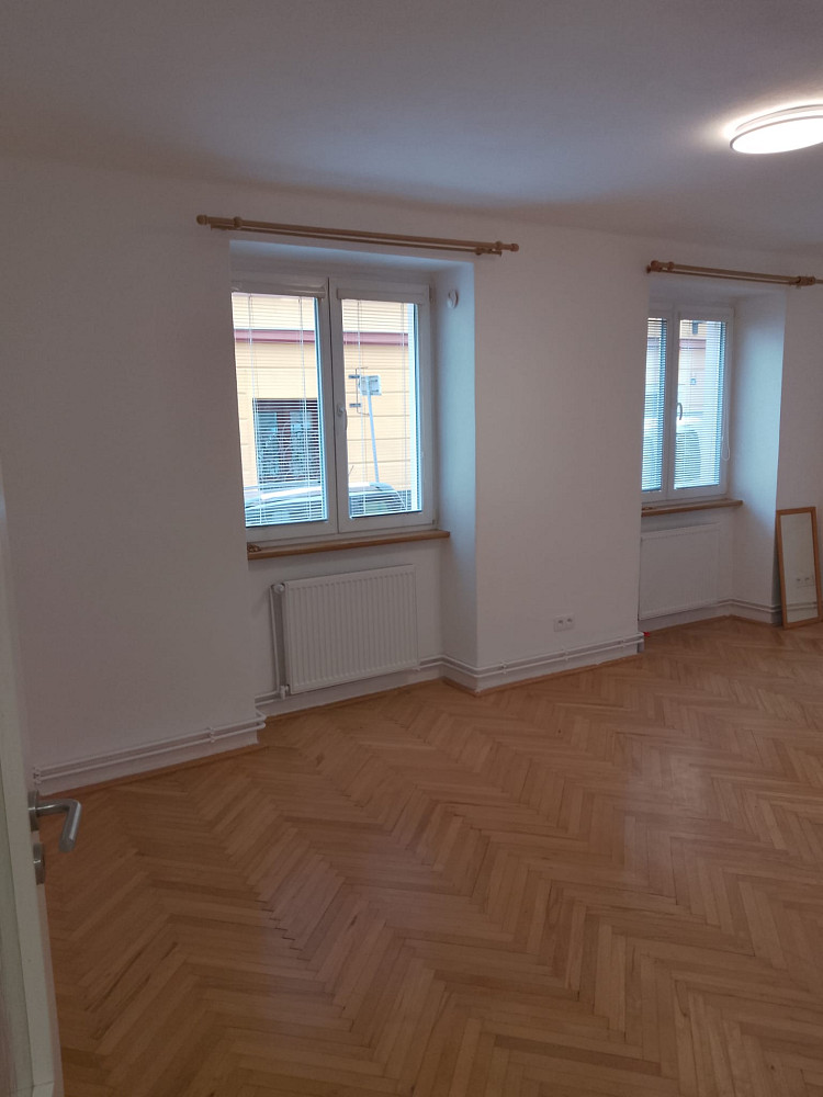 Pronájem bytu 1+1, 36 m² – centrum Chebu, Dlouhá ulice