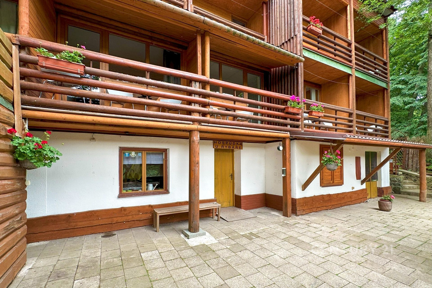 Prodej ubytovacího objektu 350 m² — photo 4