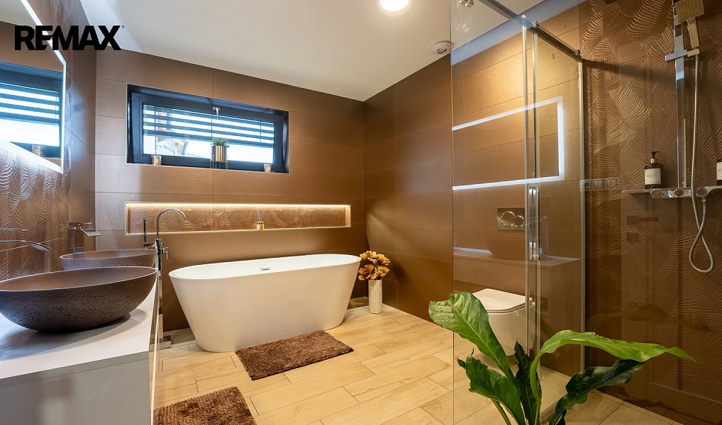 Prodej domu 172 m² s pozemkem 1 031 m², Jemnice – náhled fotky 3