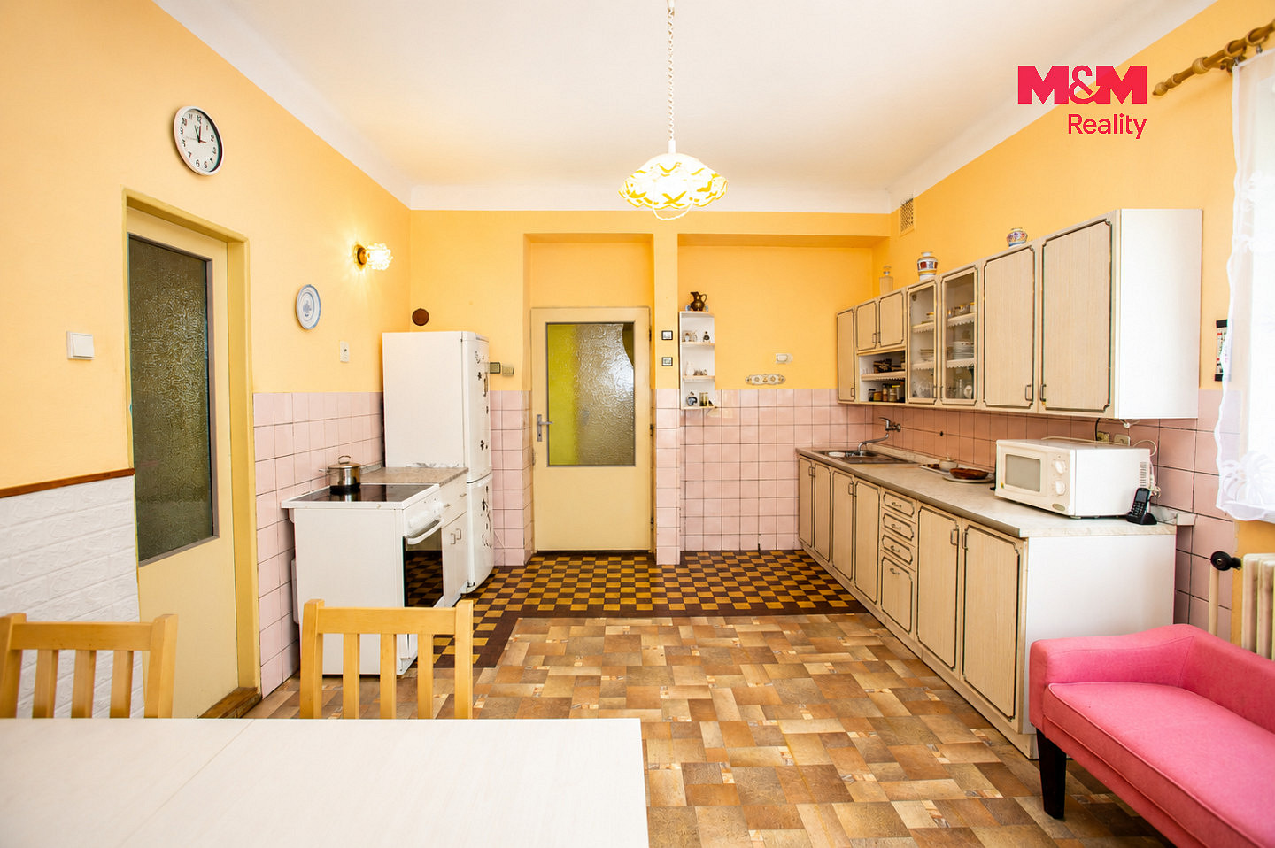 Prodej domu 150 m² s pozemkem 1 410 m² — photo 2