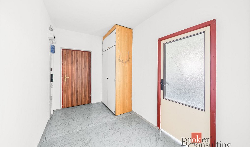 Prodej bytu 3+1 80 m², Kolinec – náhled fotky 17