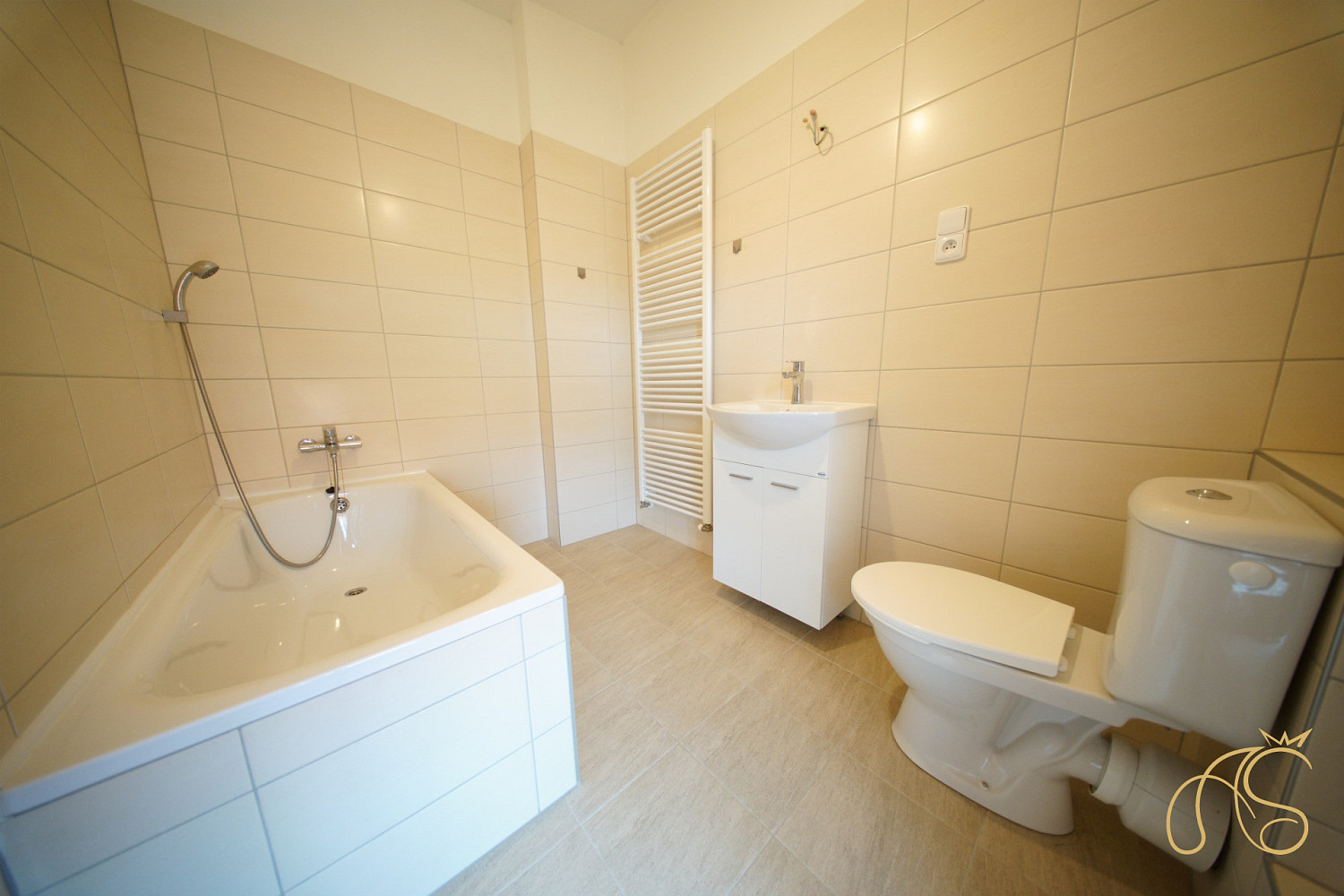 Prodej domu 171 m² s pozemkem 427 m² – fotografie 4