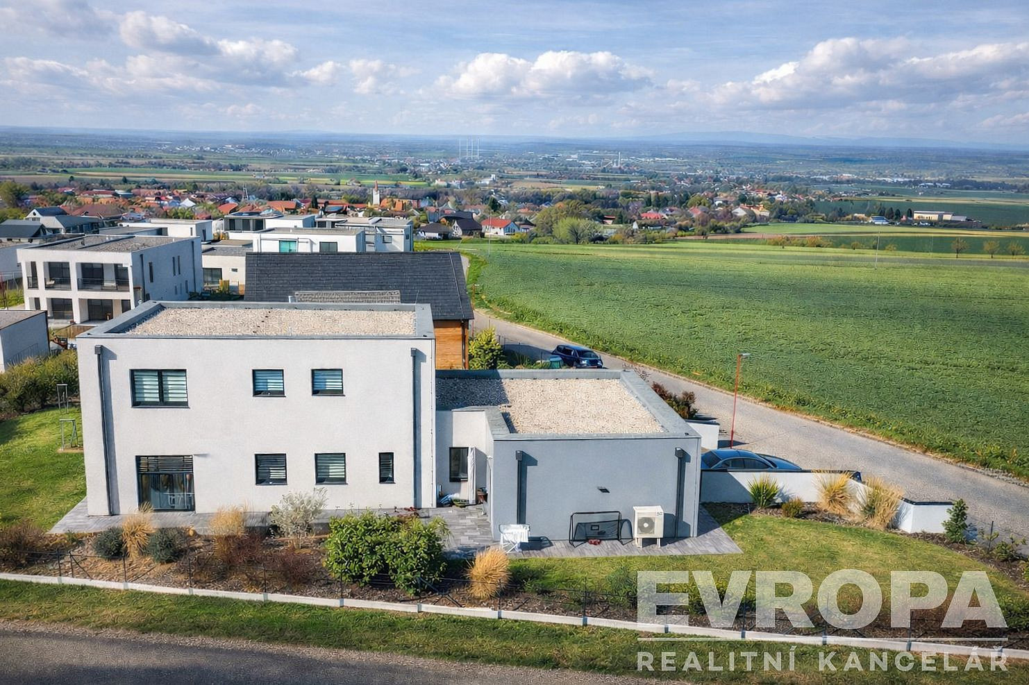Prodej domu 229 m² s pozemkem 1 120 m² – pohled 5