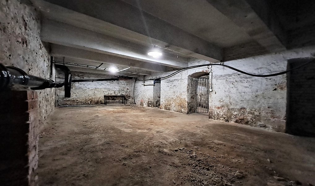 Pronájem skladovacích prostor 162 m², Adamov – náhled fotky 2