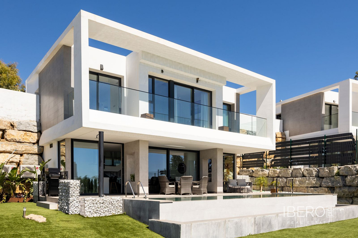 Prodej domu 316 m² s pozemkem 495 m²