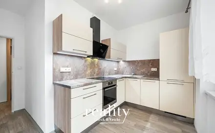 Pronájem bytu 1+1 37 m², Čermákova, Znojmo