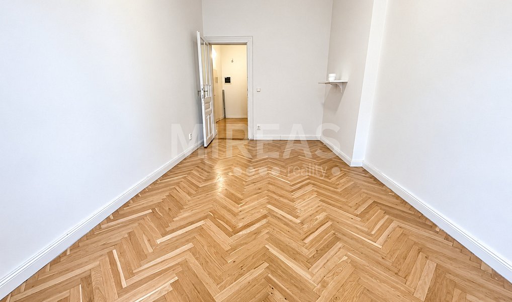 Pronájem bytu 1+1 30 m², Praha – náhled fotky 3